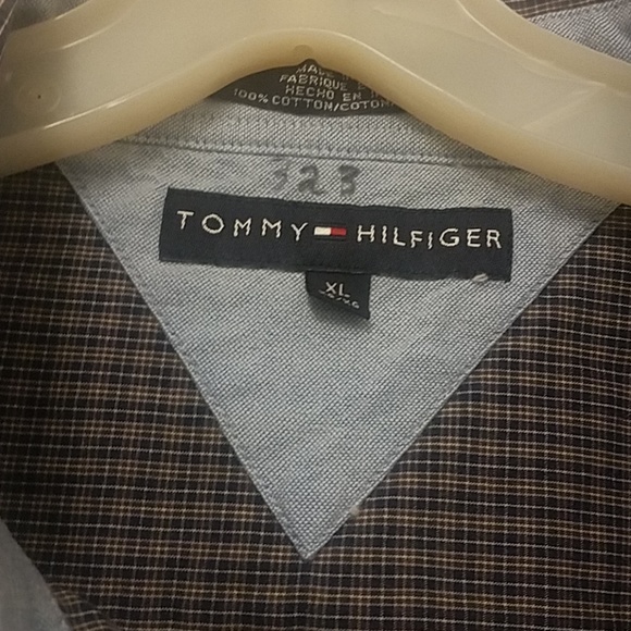 Men's Tommy Hilfiger XL Shirt - Picture 2 of 2